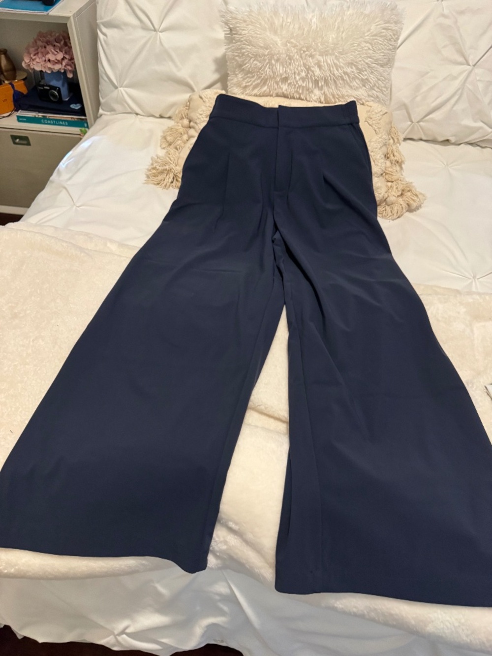 Athleta Endless High Rise Wide Leg Pants Navy Blue Size 2 Stretch Travel Work
